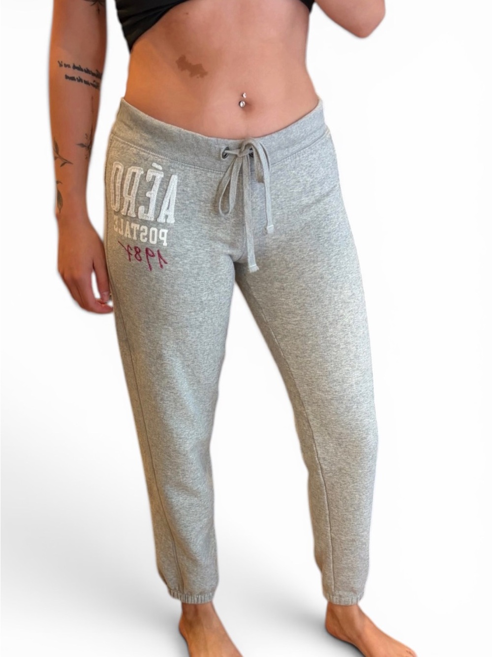 Aeropostale Light Gray Low Rise Sweatpants Size M